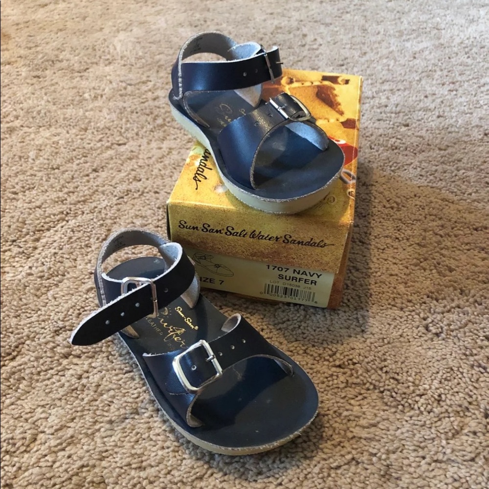 Sun San size 7 navy blue